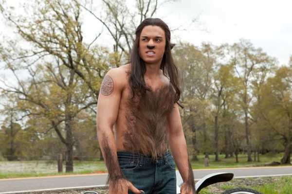 暮色大电影雅各布的扮演者是克里斯·里吉