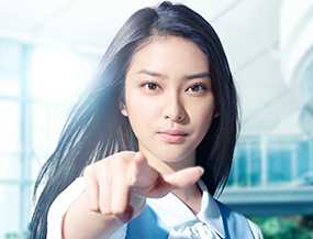 年龄歧视吉井英美里的扮演者是武井咲