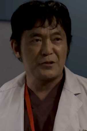 DESINER BABY-速水警官产假前的疑难案件-崎山典彦