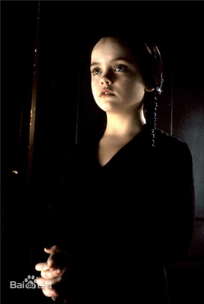亚当斯一家第一季Wednesday Addams