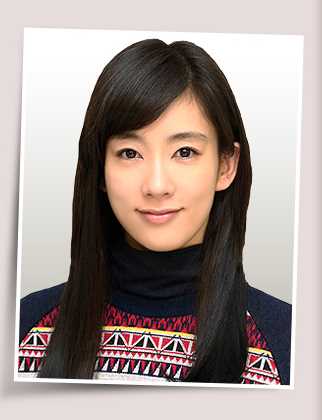 代笔作家川原由树的扮演者是水川麻美