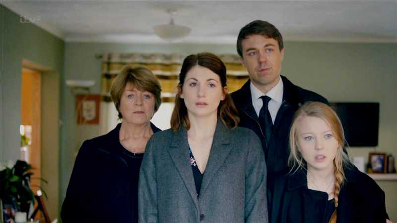 小镇疑云第一季马克