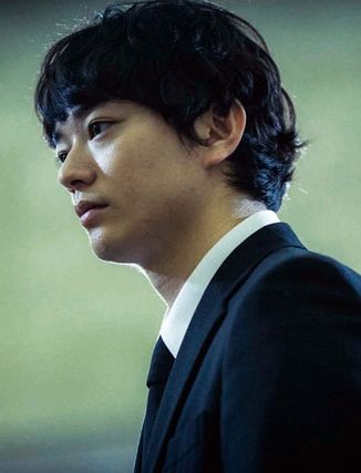 最初的晚餐东麟太郎的扮演者是染谷将太