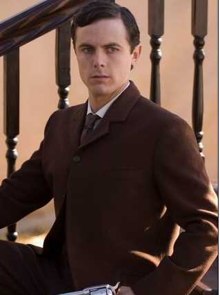 神枪手之死罗伯特·福特的扮演者是卡西·阿弗莱克