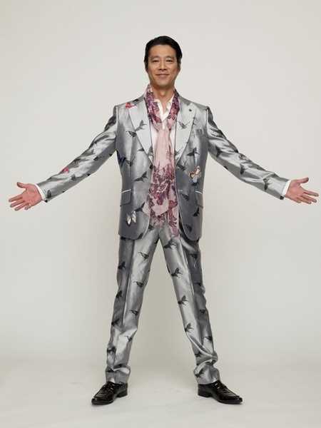 鼹鼠之歌日浦匡也的扮演者是堤真一