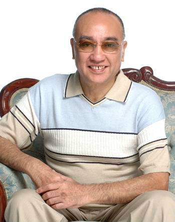 文雀傅先生的扮演者是卢海鹏