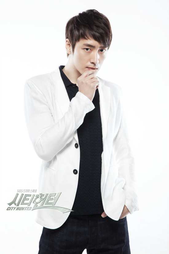 城市猎人金英株的扮演者是李浚赫