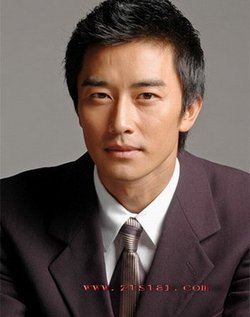 爸爸两边走梁家杰