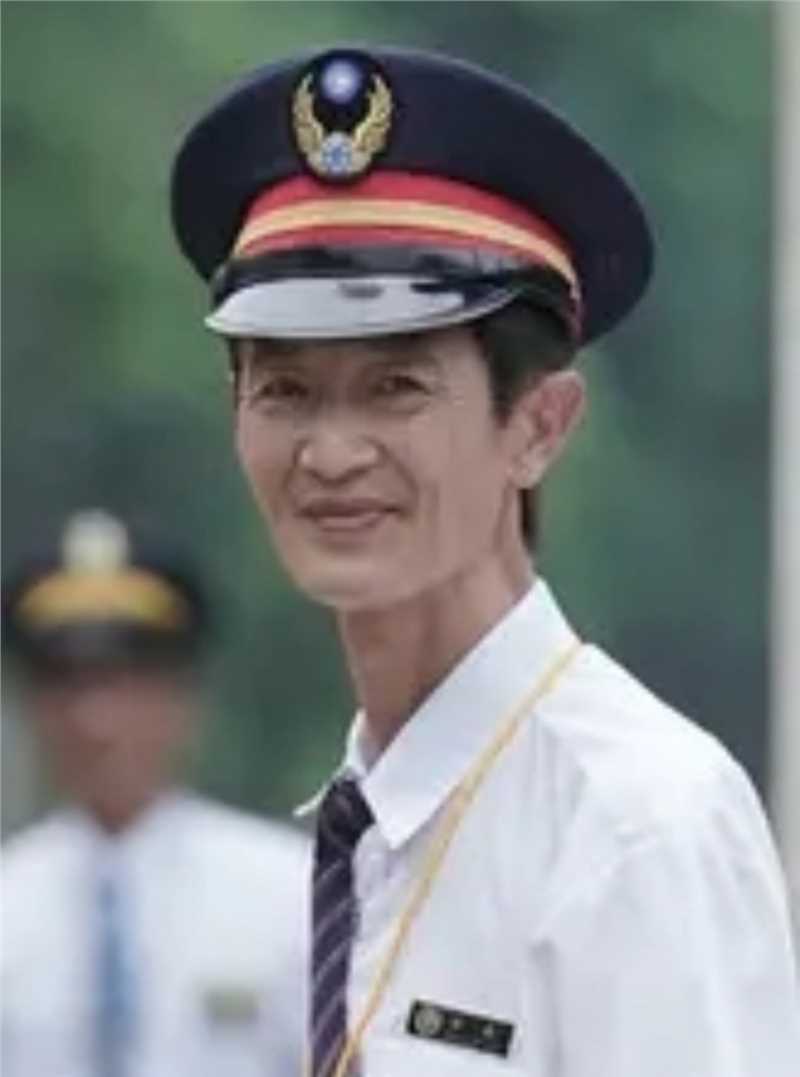 一千个晚安戴家和的扮演者是陈博正