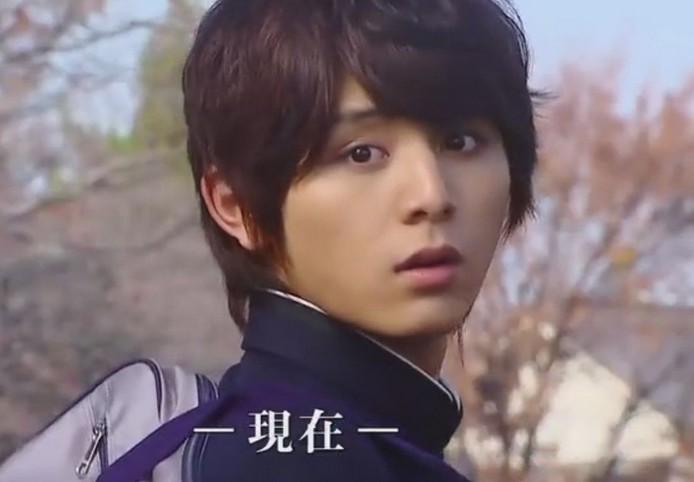 理想的儿子铃木大地的扮演者是山田凉介