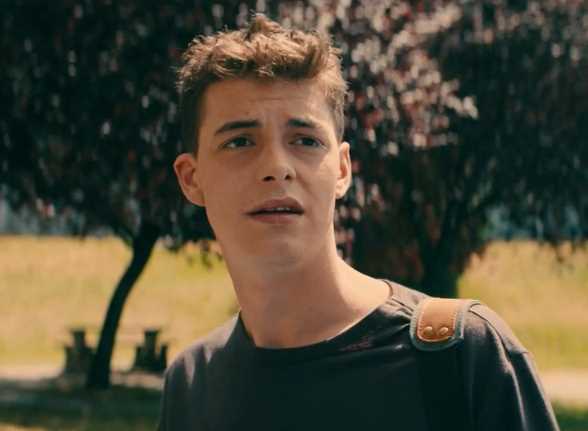 致所有我曾爱过的男孩乔希·桑德森