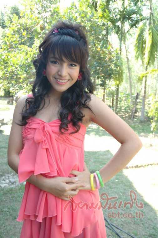 李村长与马小姐Pathum