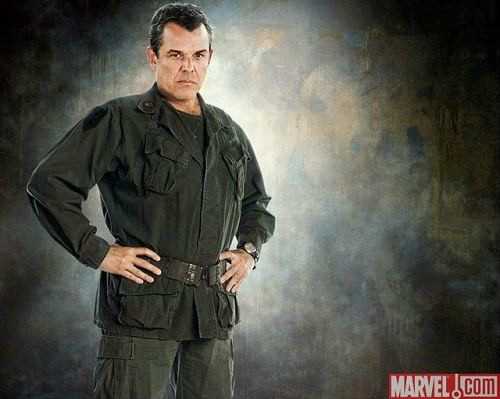 金刚狼1威廉·史崔克将军