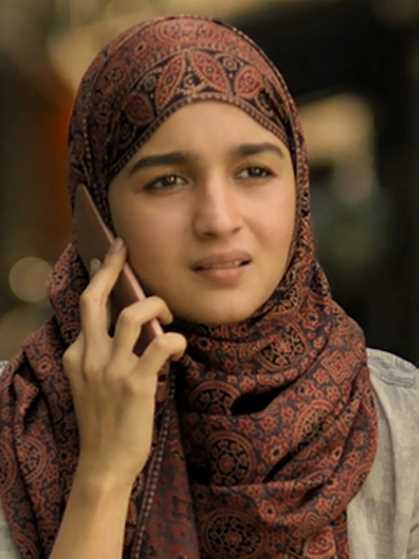 印度有嘻哈萨菲娜·菲多西