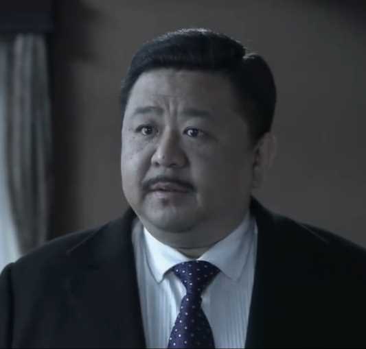 孤岛飞鹰章啸天的扮演者是梁冠华