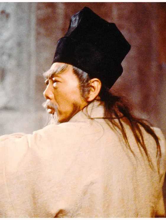 追日颜英的扮演者是午马