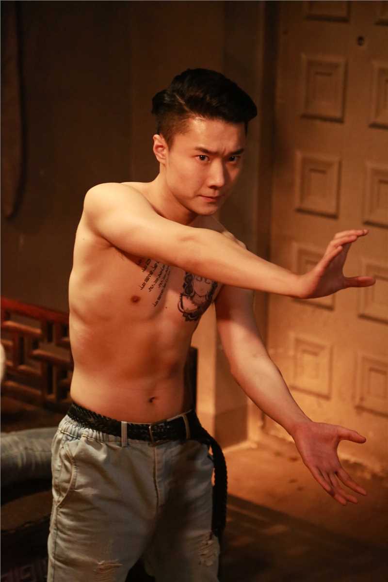 驯鬼为夫帅警官