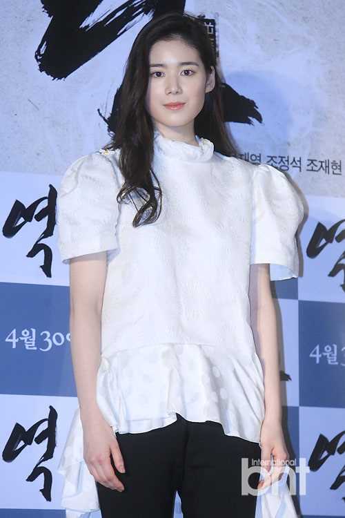 镜头背后郑恩彩