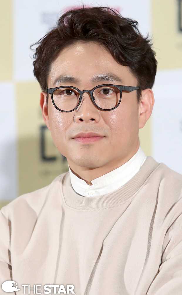 镜头背后吴政世