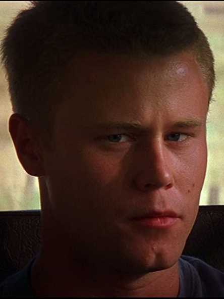 惊心食人族2斯科特·布拉多克