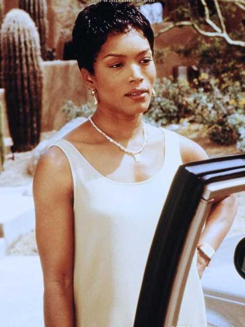 待到梦醒时分伯娜丁