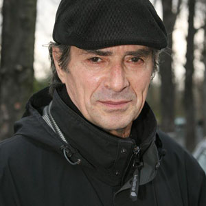 逃之夭夭阿卡尔曼