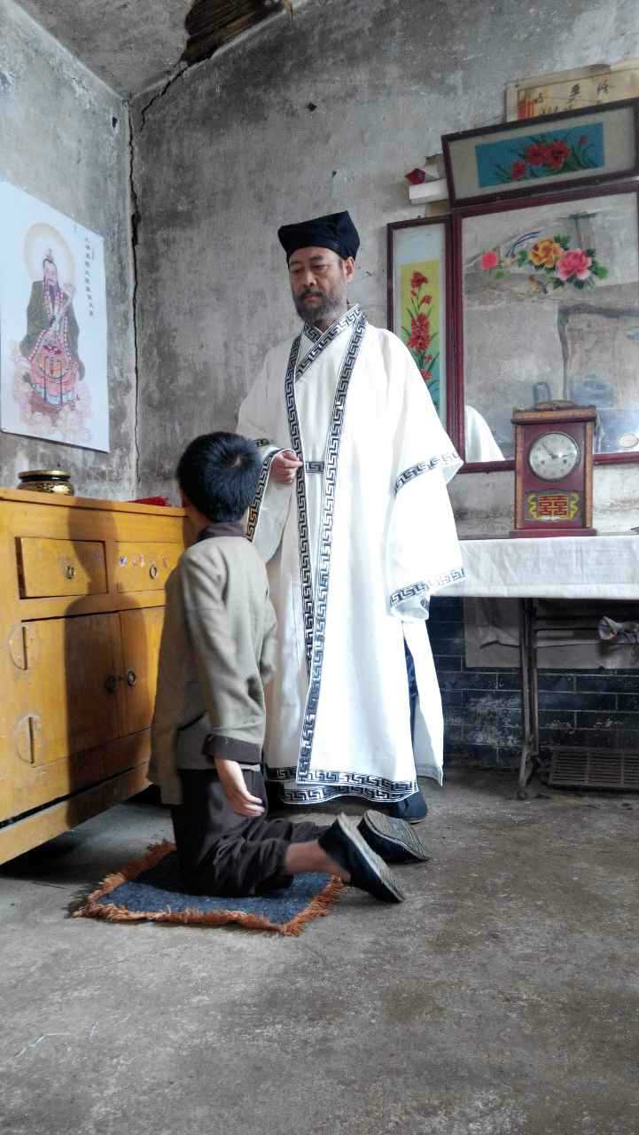 驱魔保安叶鼎天