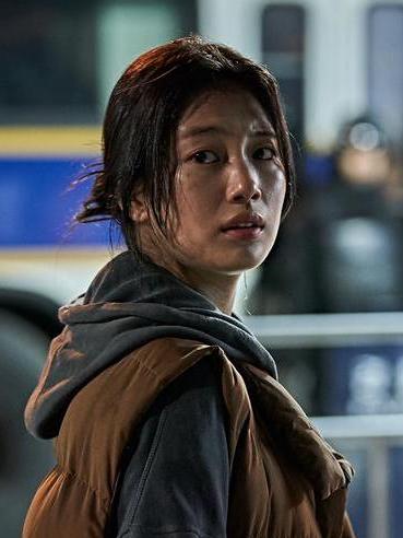 火山浩劫崔智英