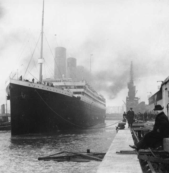泰坦尼克号起航前