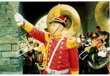 孝子贤孙伺候着陈二小