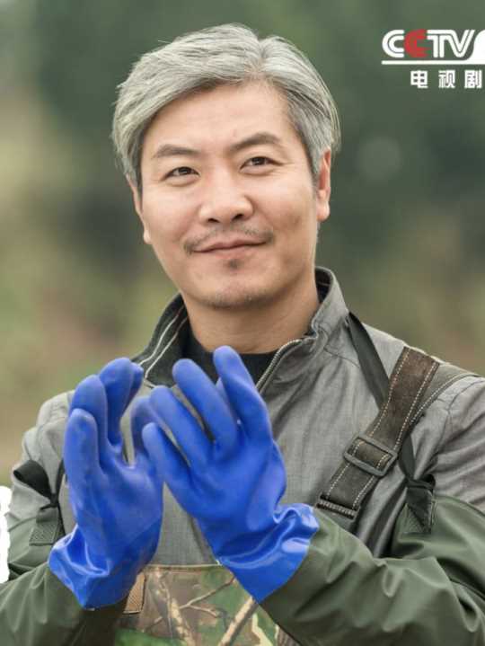 月是故乡明黄河山