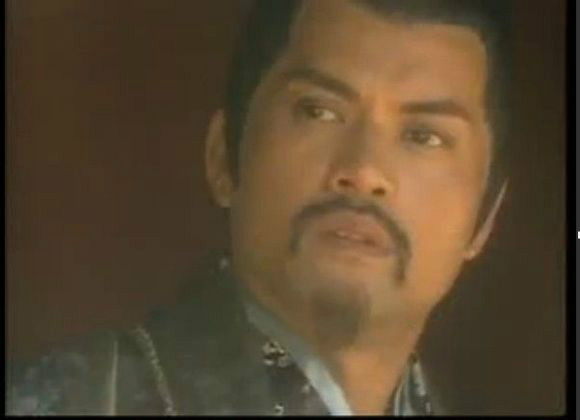 宰相小甘罗吕不韦的扮演者是吕良伟