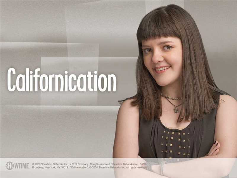 加州靡情第一季贝卡·穆迪的扮演者是玛德兰·马丁