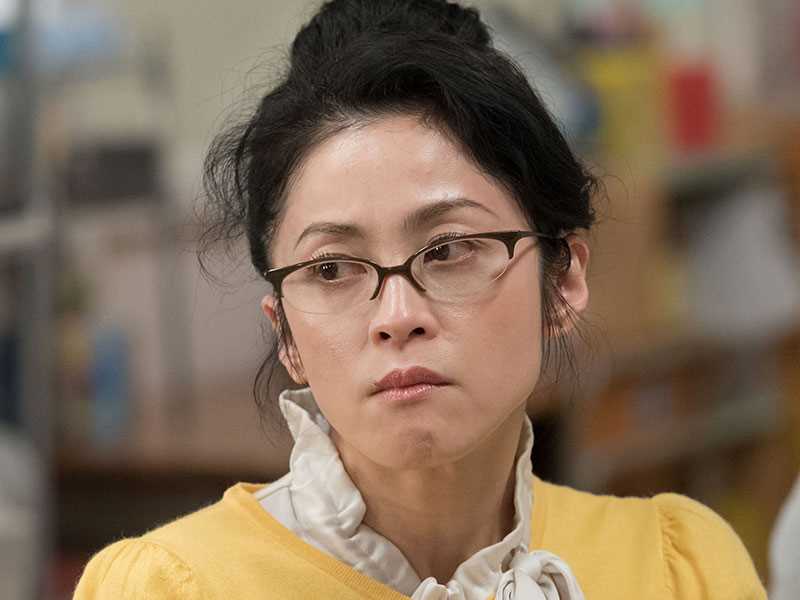 崩坏的教育现场战斗的校园律师驹井朋子