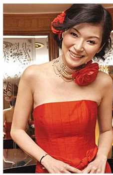 扑水冤家尹小玲