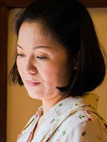 妈，亲一下周惠淑(阿淑)