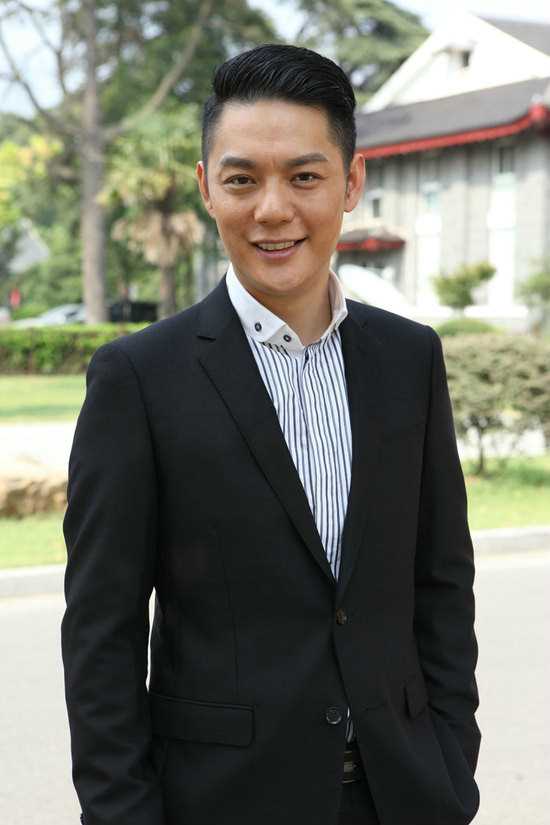 我是机器人皇甫不惑