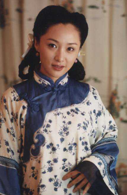 走出蓝水河珍珠