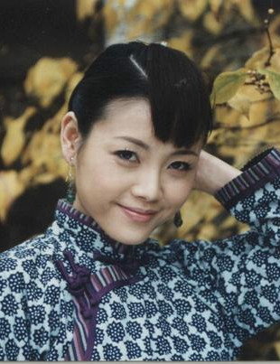 走出蓝水河杏子