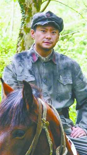 浴血坚持龚楚民