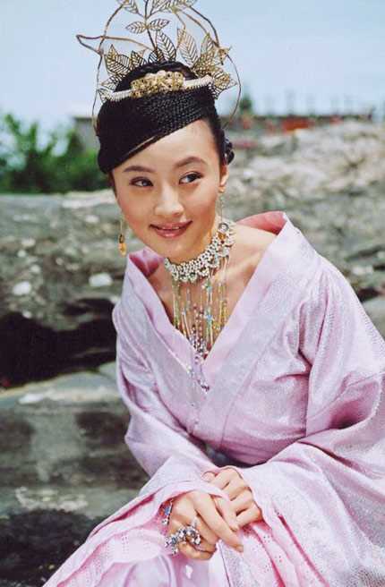 喜气洋洋猪八戒金枝玉叶