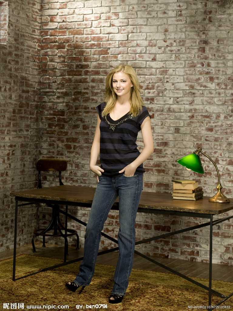 复仇第三季Emily Thorne