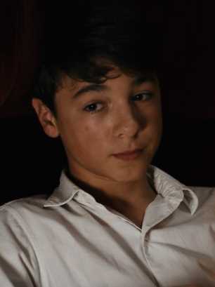 元首偷走了粉兔子马科斯·肯珀