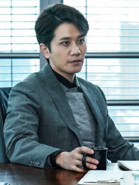 阳光之下封潇声、申世杰