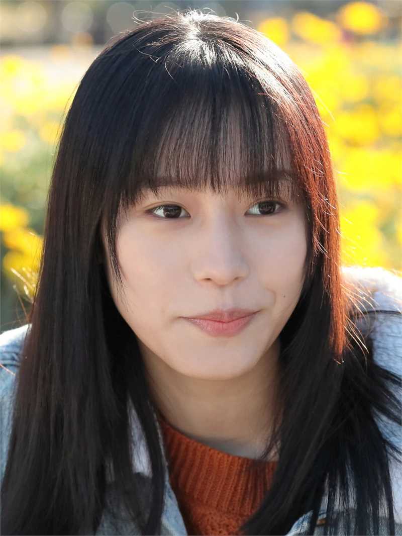 六叠间的钢琴家有村美咲