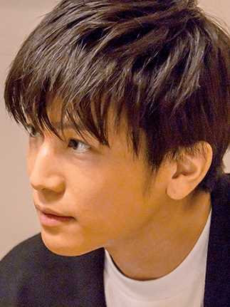 住在空中时户森则