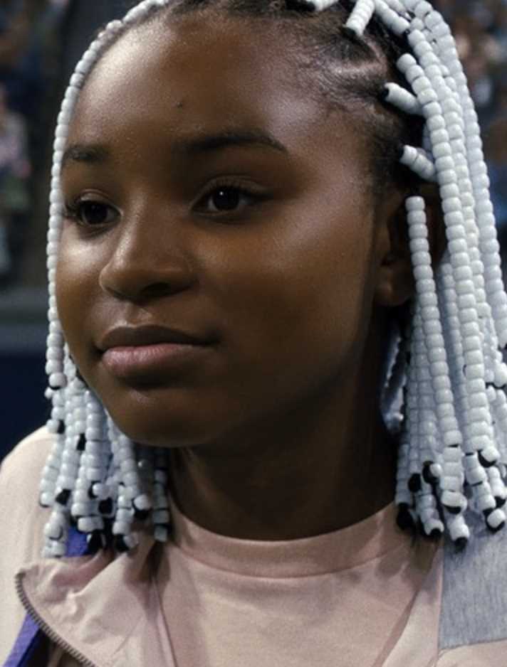 国王理查德维纳斯·威廉姆斯的扮演者是珊妮娅·西德尼