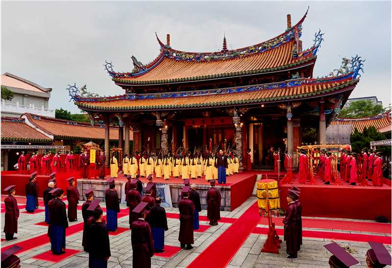在台北市孔庙举办的大成至圣先师孔子诞辰释奠典礼