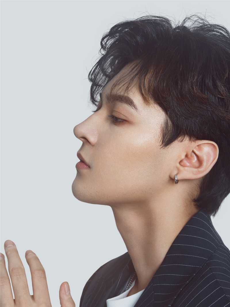 龙一，你要怎样余浪的扮演者是麦吾兰