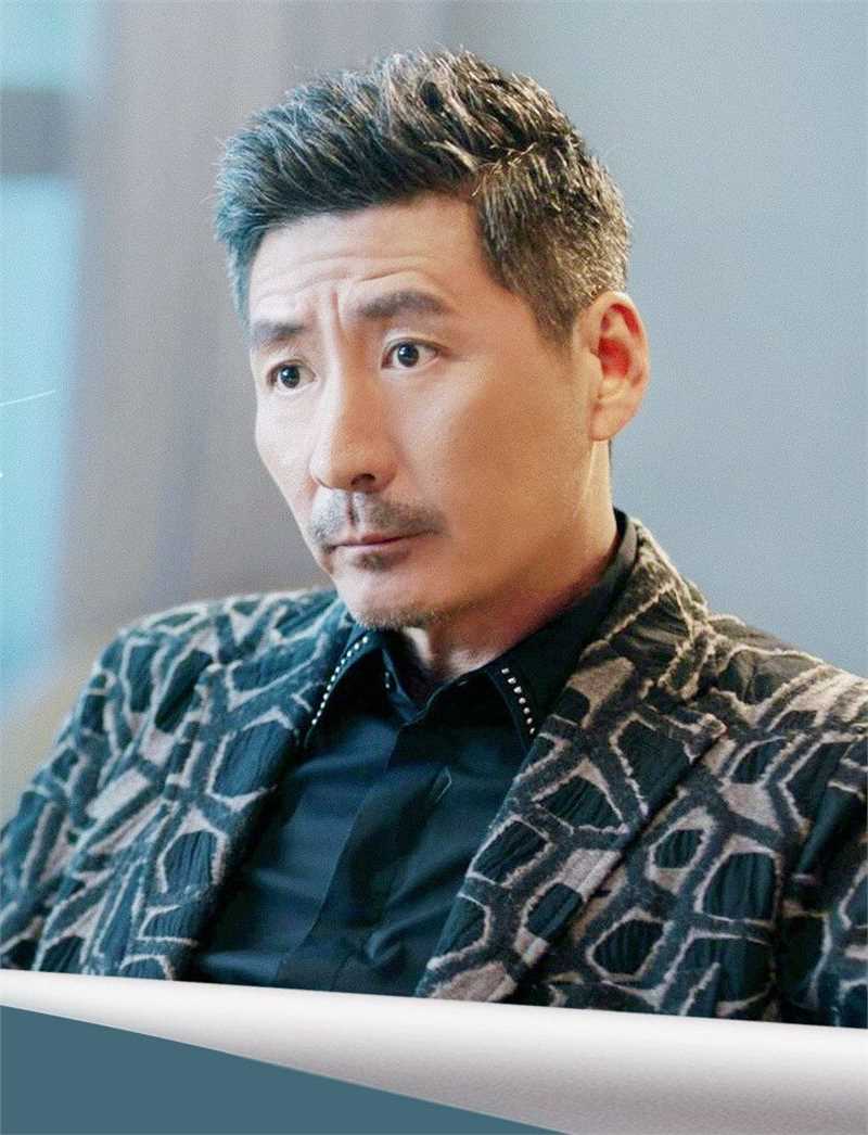 简言的夏冬秦克的扮演者是张子健